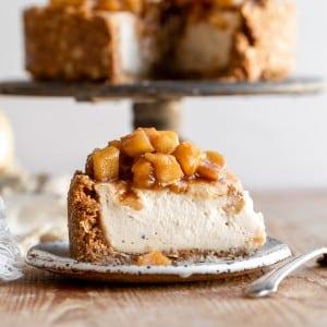 Vegan Apple Cheesecake with Gluten-Free Oatmeal Crust