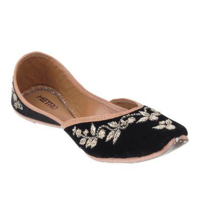 mojaris for women, ethnic footwear