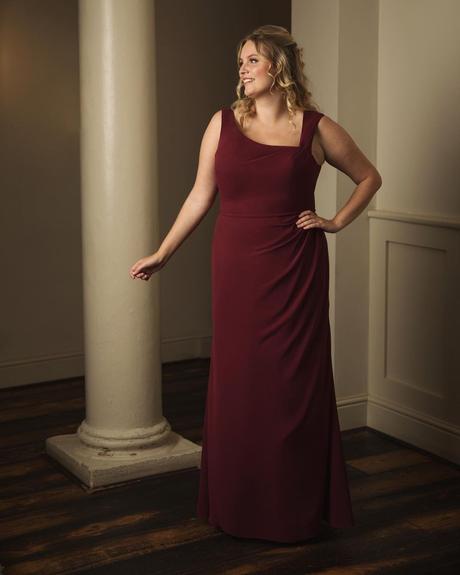 plus size bridesmaid dresses burgundy