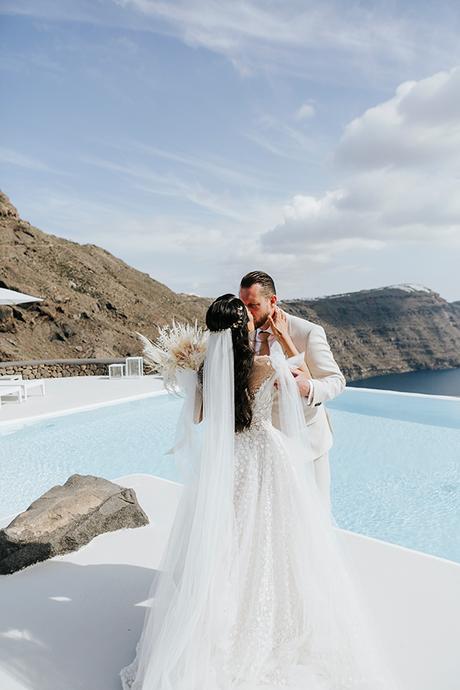 intimate-spring-wedding-santorini-spectacular-views_20