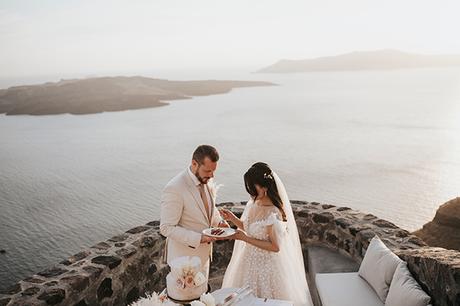 intimate-spring-wedding-santorini-spectacular-views_49