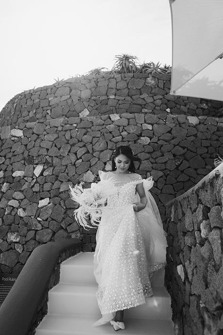 intimate-spring-wedding-santorini-spectacular-views_17