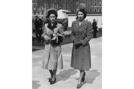 IN PICS: Queen Elizabeth II’s most fashionable looks