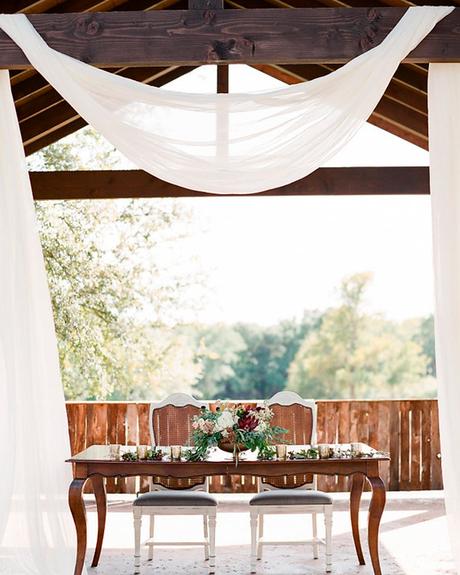 wedding-venues-in-austin-aisle-bride-outdoor-ranch-austin