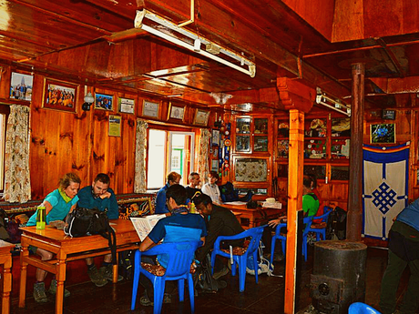 Food and Drinks on the Annapurna circuit trekking