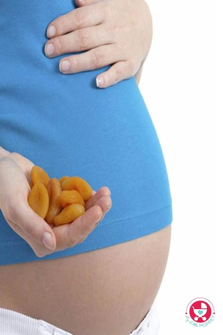 Moms! Check out this blog for detailed information on the Health Benefits of Dried Apricots During Pregnancy - How to Eat Apricots in Pregnancy?