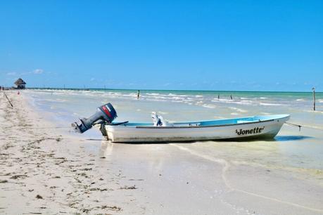 isla-holbox-yucatan-backpacking