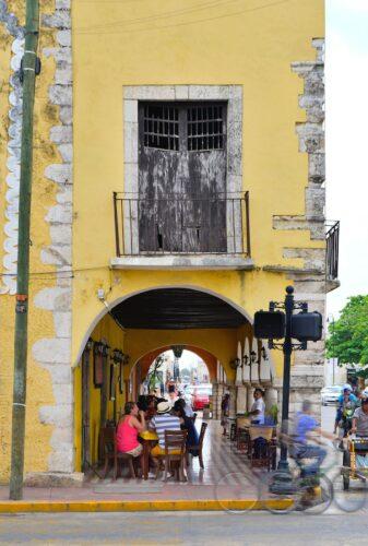 valladolid-backpacking-yucatan