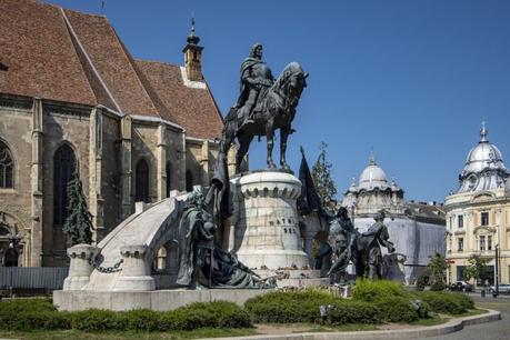 cluj-napoca-statue-capital-of-transylvania