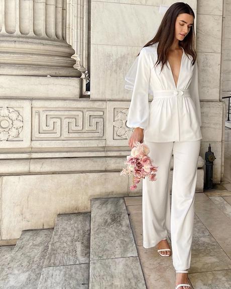 27 Wedding Pantsuits: 2023 Guide + Expert Tips and Faqs