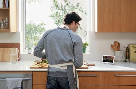 9 ways Google Assistant can help with Thanksgiving