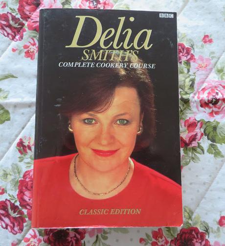 Delia Smith's Complete Cookery Course