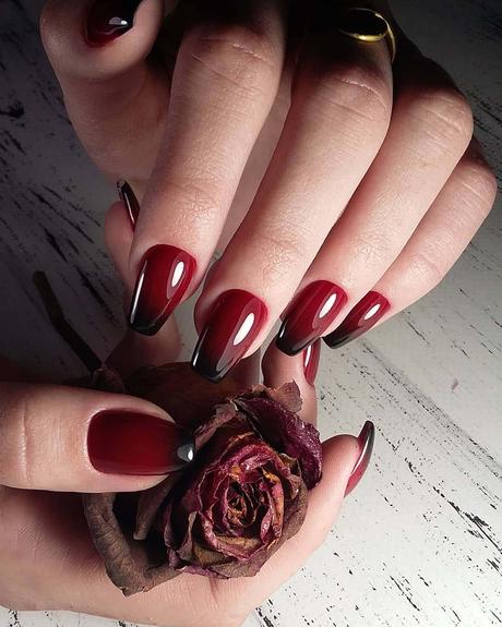 burgundy wedding nails dark ombre vektro__nailart