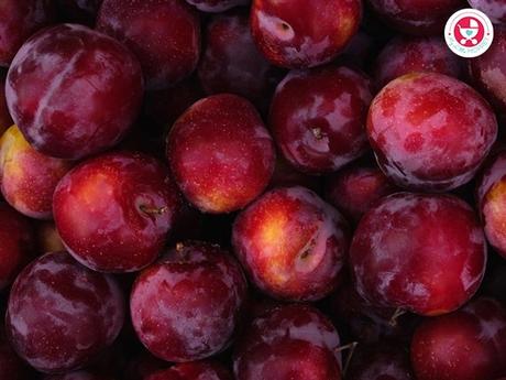 What Are the Benefits of Eating Plums During Pregnancy? How to Safely Use Them in Your Diet?