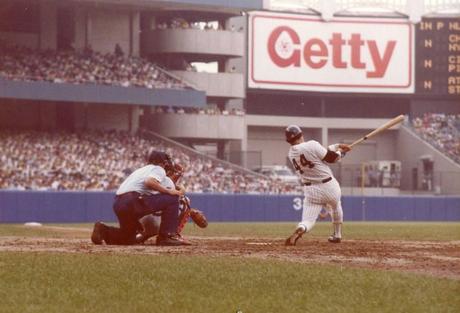 This day in baseball: Reggie Jackson signs with the Yankees