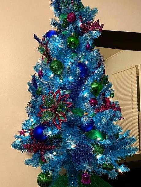 Alternative Colors For Your Christmas Tree