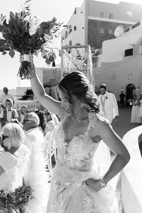 chic-wedding-santorini-dried-florals-earthy-tones_13