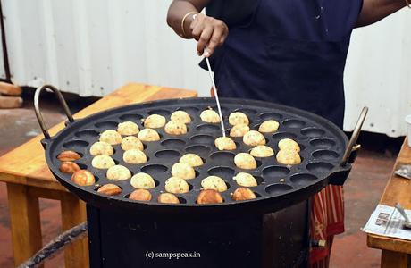 Takoyaki .... and South Indian kuzhi paniyaram !! Takoyaki .... and South Indian kuzhi paniyaram !!