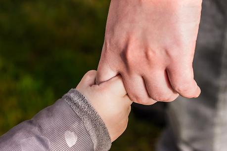 6 Top Tips  for Helping Your Child Process a Divorce