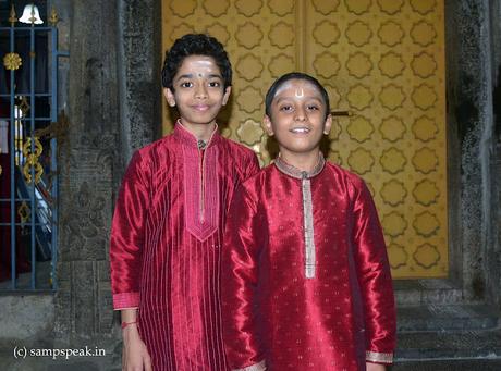 Thirupugazh Sooriyanarayanan singing !! Thirupugazh Sooriyanarayanan singing !!