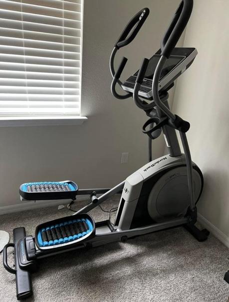 NordicTrack Commercial 14.9 Elliptical Machine - The Pros