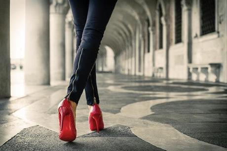 Become stylish and confident with these 20 great tips from Carolina Herrera 4 wear heels