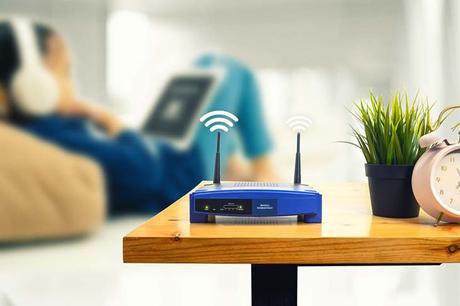 How to increase the WiFi signal at home: thick walls will no longer be an obstacle 3 WIFI router