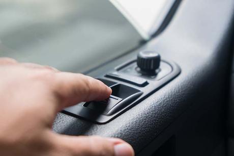 What happens when you press the window button for 6 seconds? The smart thing that makes life easier 3 open car window