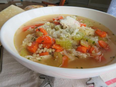 Chicken soup with pastina