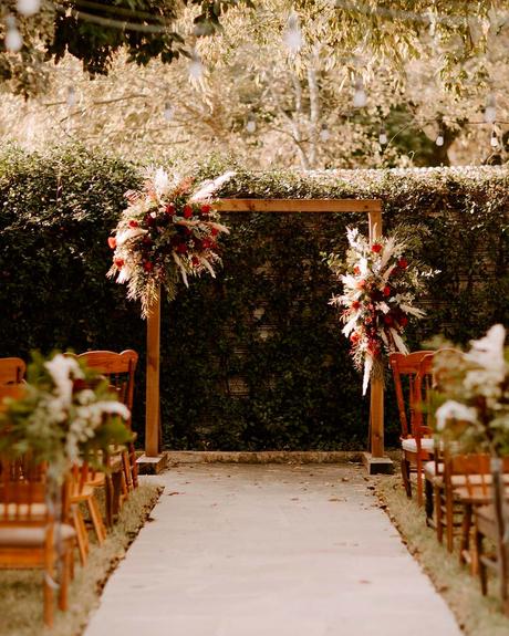 best wedding venues in texas aisle arch
