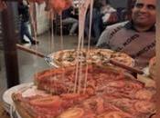 Hina Khans Foodie Adventure Chicago Drooling; Guess What