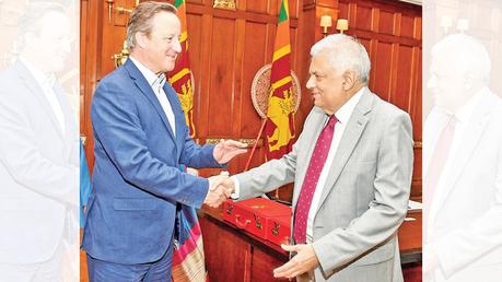 Former British PM meets President