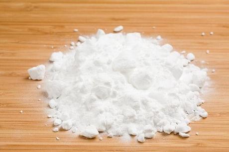 Does your hair smell like frying? The magic trick to deodorize them without washing them 4 Baking soda 51