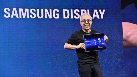 Samsung Demonstrates Sci Fi Displays at CES 2023