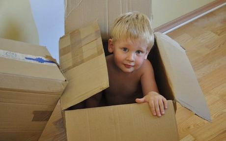 Moving with Children: 4 Tips to Help Your Child Adjust