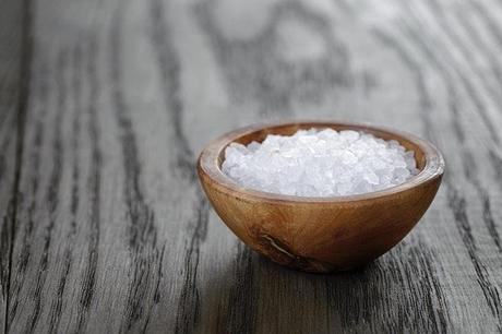 Coarse salt in a bowl