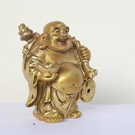 statuette of budha