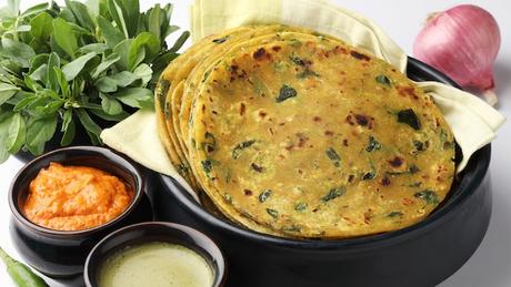 Easy Breakfast: How To Make Multigrain Methi Thepla In 20 Mins