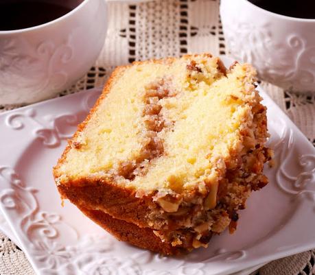 Cinnamon Pecan Coffee Cake