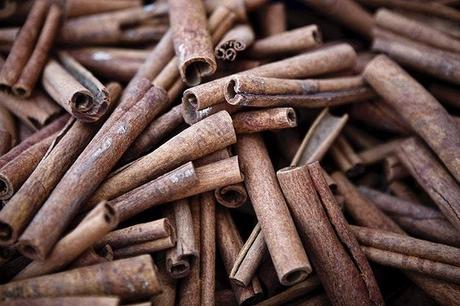 Cinnamon sticks