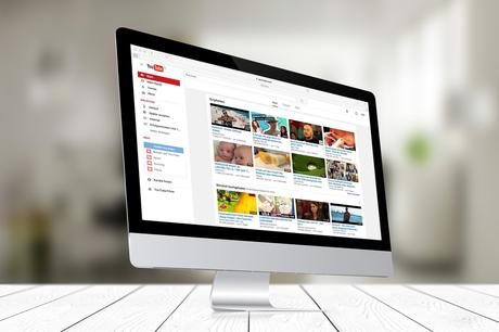 Best Time to Post on YouTube In 2023 [Research]