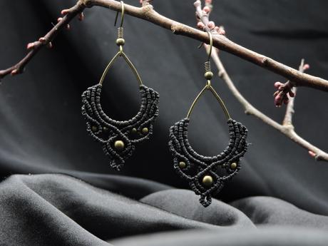 DIY Therapy: How to make macrame earrings? (Inspo at the bottom)