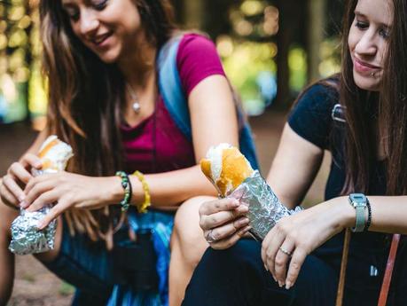 5 Best Hiking Lunch Ideas and 10 Filling Hiking Snacks