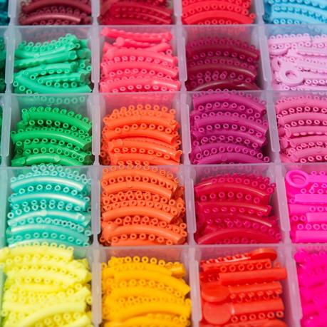 Braces colours