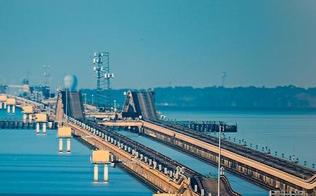 Lake Pontchartrain Causeway in the United States