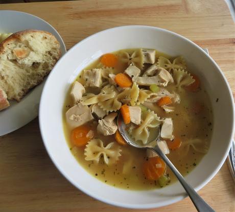 QUICK AND EASY CHICKEN NOODLE SOUP