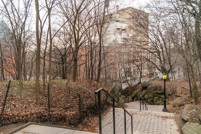Friday Fotos: A walk up into Central Park and back (Strangers Gate)