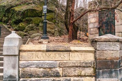 Friday Fotos: A walk up into Central Park and back (Strangers Gate)