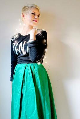 Look of the Day: Merry & Bright