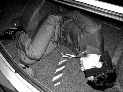 Kidnapped Image courtesy : http://www.moscowtopnews.com/